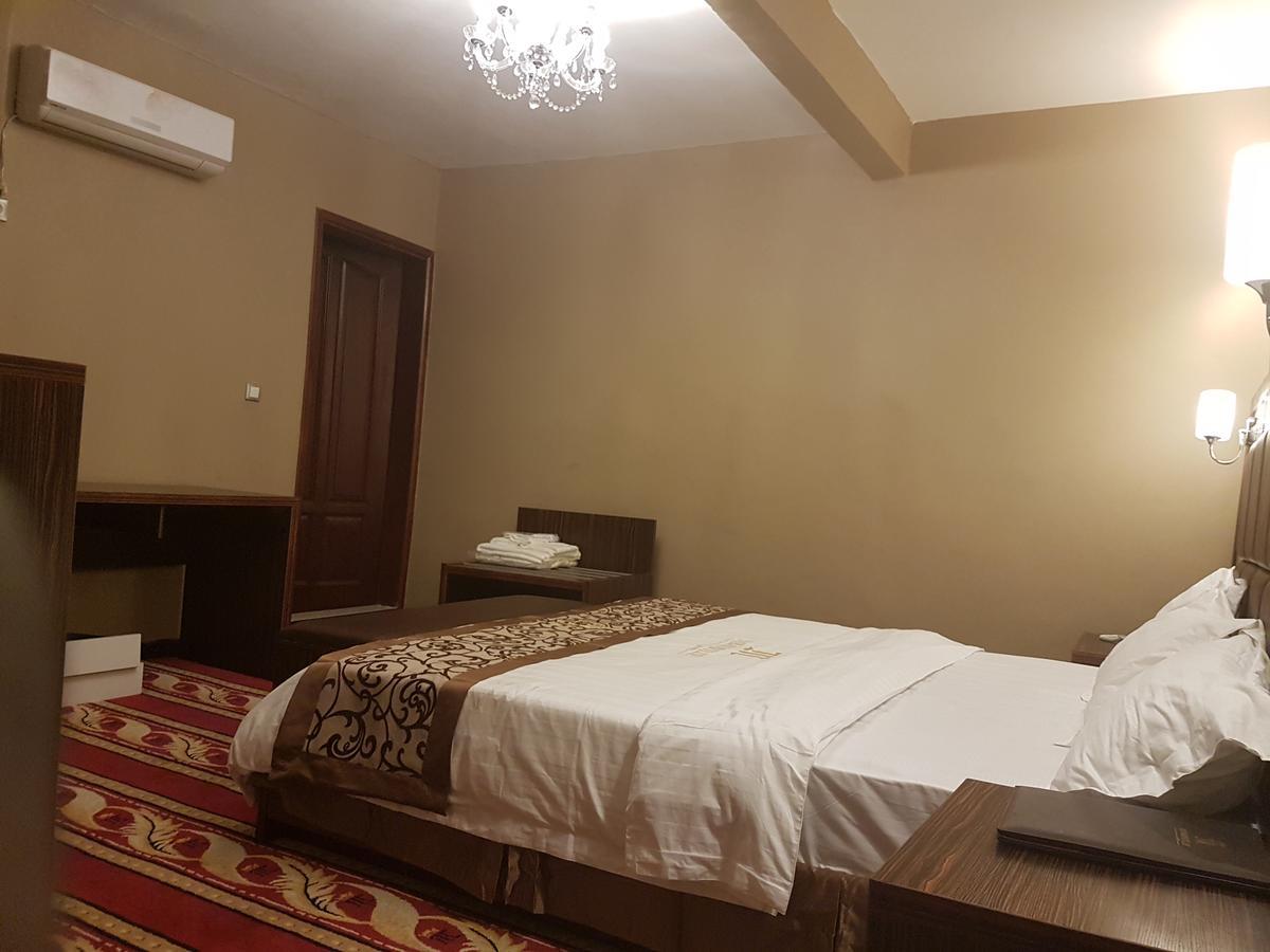 Mbayaville Hotel Ντουάλα Εξωτερικό φωτογραφία