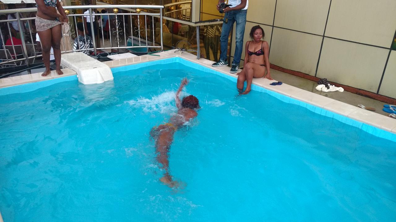 Mbayaville Hotel Ντουάλα Εξωτερικό φωτογραφία