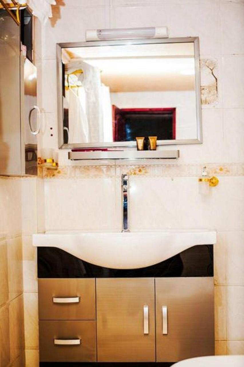 Mbayaville Hotel Ντουάλα Εξωτερικό φωτογραφία